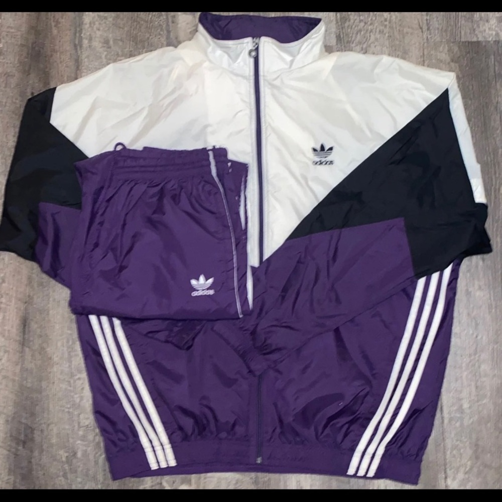 Adidas  purple track set  L/XL
